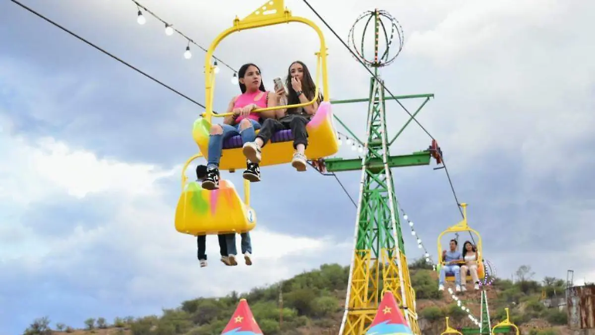 FERIA 1. GOBIERNO DE PARRAL